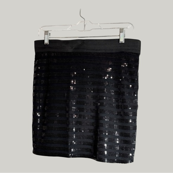 Black Sequins Mini Skirt Wide Elastic Waist Size Medium - Picture 2 of 6